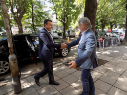Работно посещение на премиера г-н Зоран Заев в КИЦ на РСМ в София (фотография)