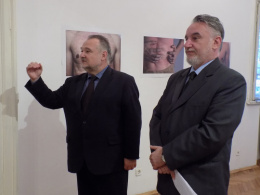 Изложба „Част от мен“ съставена от фотографии и кратки видеозаписи на Ферди Булут и Дарко Талески (фотография)