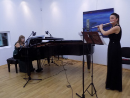 Концерт "Вечер на македонски автори" на Златка Митева - флејта и Наташа Трбојевиќ - пијано (фотографија)
