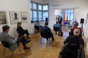 Работна средба на специјалниот пратеник на Владата на РСМ д-р Владо Бучковски со истакнати културни дејци од Република Бугарија (фотографија)