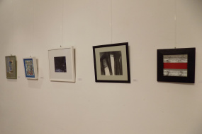 Изложба „Малък формат“ на Дружеството на художниците на Македония в КИЦ на РМ в София (фотография)