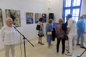 Изложбата „Предизвикателства и посоки“ в Созопол от 1 до 8 юни 2021 (фотография)
